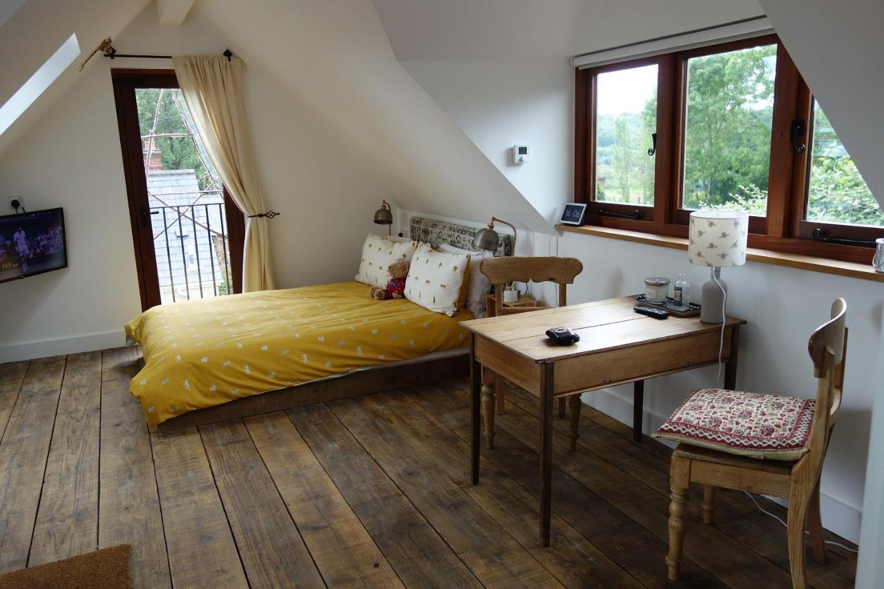 Ferienwohnung The Roost Semley Exterior foto